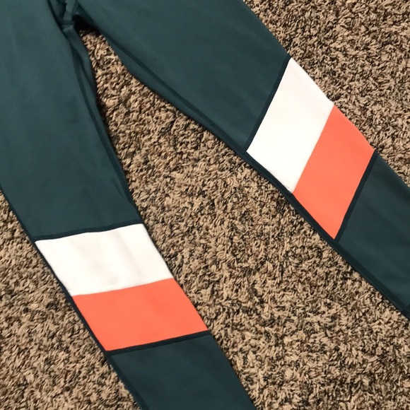 🐠Zyia Active Cropped Colorblock Active Leggings Size 4 | EUC - Picture 2 of 6